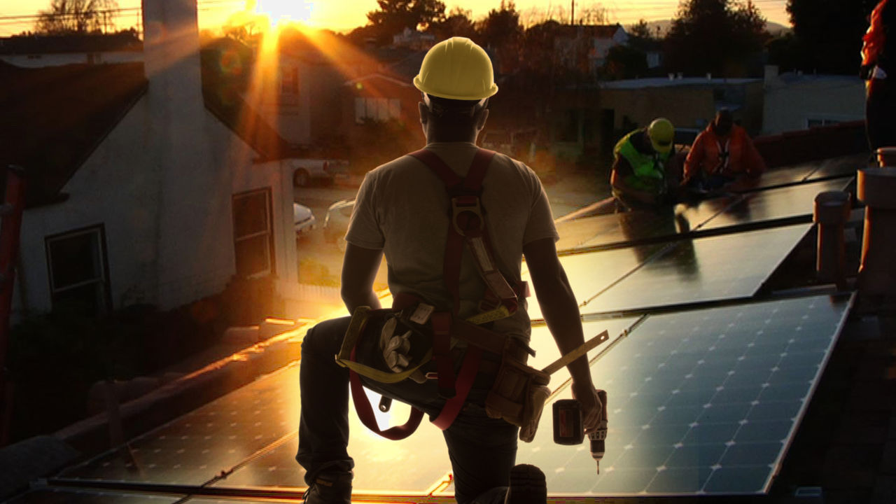 Empregos energia solar Elysia empresa sistema fotovoltaico