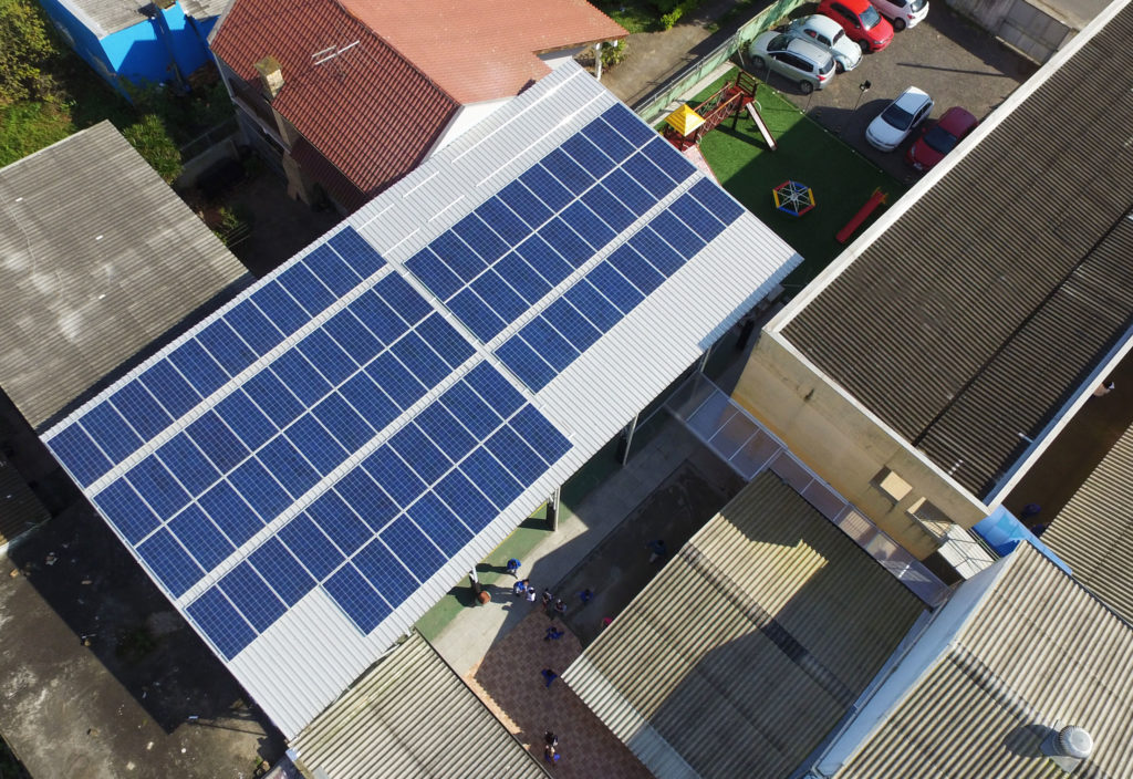 Energia solar em Escola - Elysia sistema fotovoltaico