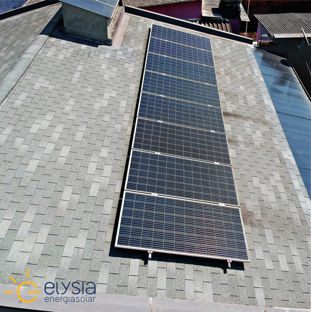 Sistema de energia solar fotovoltaica em Canoas
