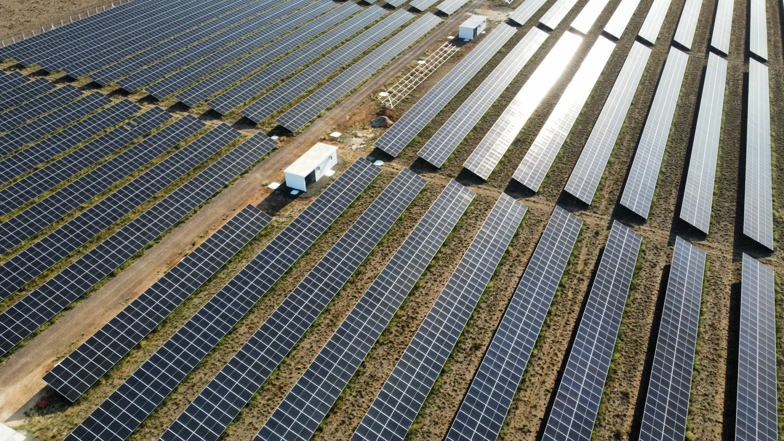 Índia energia solar - Elysia sistema fotovoltaico Brasil